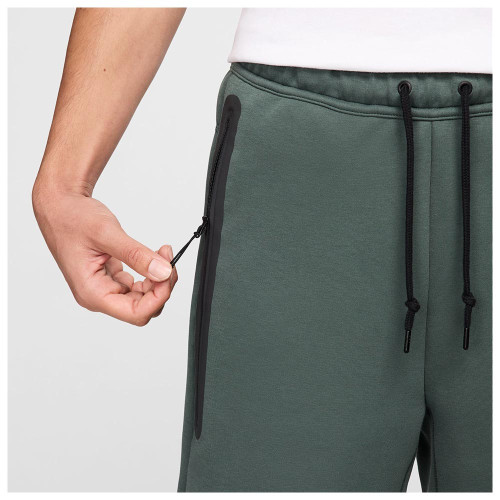 Nike Ανδρικό σορτς Sportswear Tech Fleece